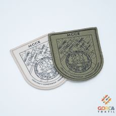 Parches Bordados Personalizados: Termoadhesivos, con Velcro o para Coser 1 Parche textil con velcro